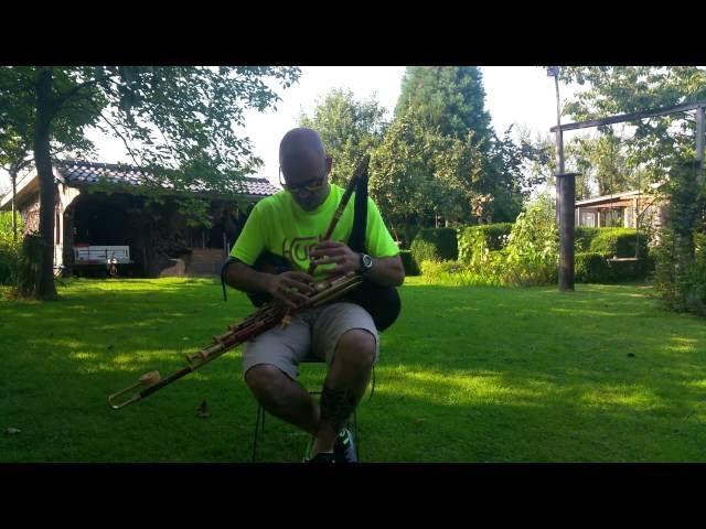 Borja Baragaño - Andreas Rogge's B uilleann pipes