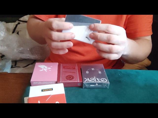 Unpacking playing cards. Распаковка колод карт, которые ко мне приехали.