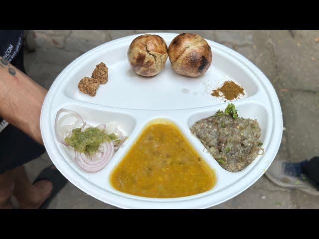 कानपुर का Record  तोड़ दाल बाटी चोखा | Litticious Daal Baati Chokha | Kanpur | Indian Street Food