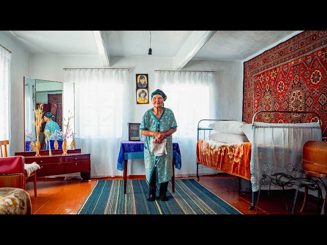 Lonely Ukrainian Grandma From Kyrgyzstan Shows Her Life in a Village