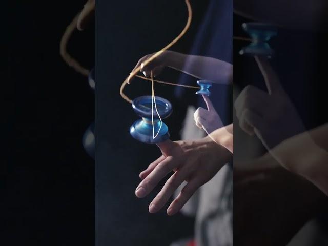 THIS YOYO IS REAL FINGERSPIN DNA KING | C3yoyodesign #shorts #yoyo