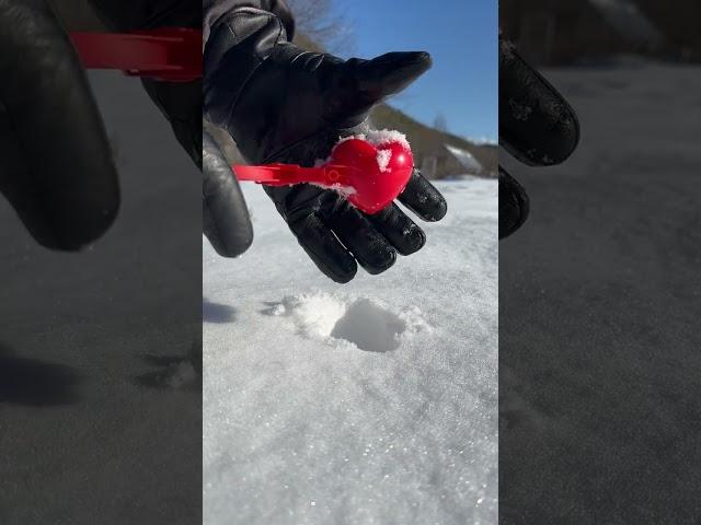 Mine’s BETTER! Making the ULTIMATE Snowball with a RED Snowball Maker! ️ #shorts