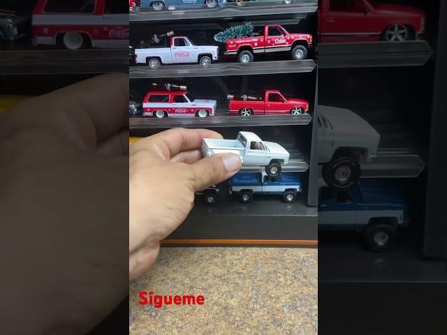 1986 stepside chevy Silverado #4x4 #autoworld  #diecast #mexico  #usa #muscletruck #chevysilverado