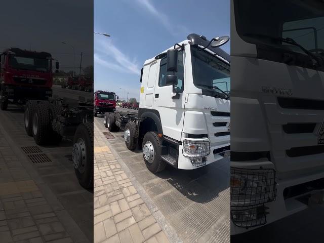 Sinotruk Howo 8x4 dump truck export to Zimbabwe