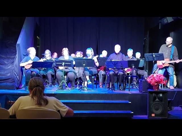 Astoria Ukulele Orchestra: Beatles A Little Help From My Friends