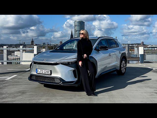 Toyota BZ4X (2024) I Das Elektro-SUV im Test I NinaCarMaria