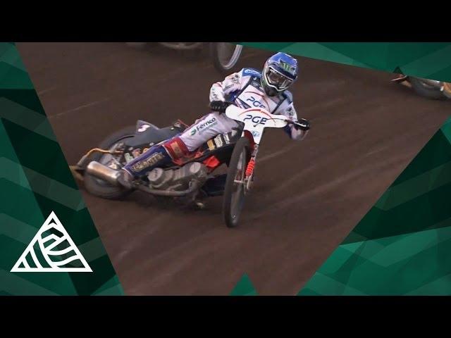 Flat Track Motorcycle Racing at FIM Speedway