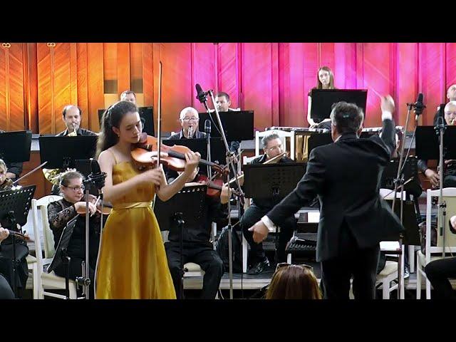 Brahms Violin Concerto: Sophie Branson, Mihail Agafita, National Philharmonic Orchestra of Moldova