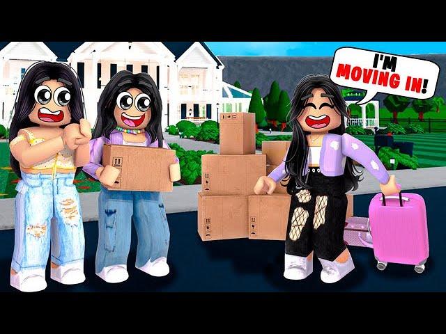 Our DAUGHTER'S TWIN SISTER is MOVING IN! (Roblox Bloxburg Roleplay)