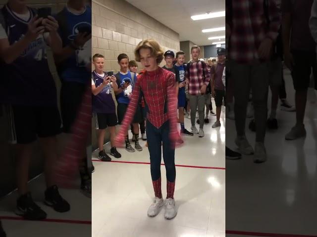 spider-man backflip at school ️