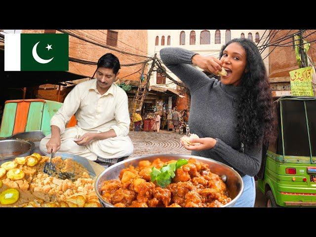 Pakistan Street Food!! ULTIMATE Breakfast Tour in Old Lahore!