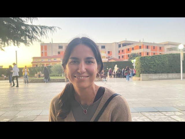 Incredibile testimonianza Medjugorje - Martina di Milano Italia (with English Subtitles)