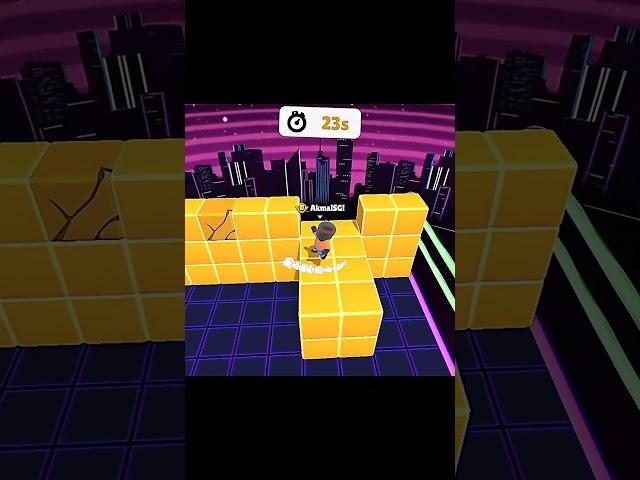 Epic battle block dash who will win? 