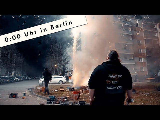 Unser 0:00 Uhr Feuerwerk in Berlin Marzahn an Silvester 2022