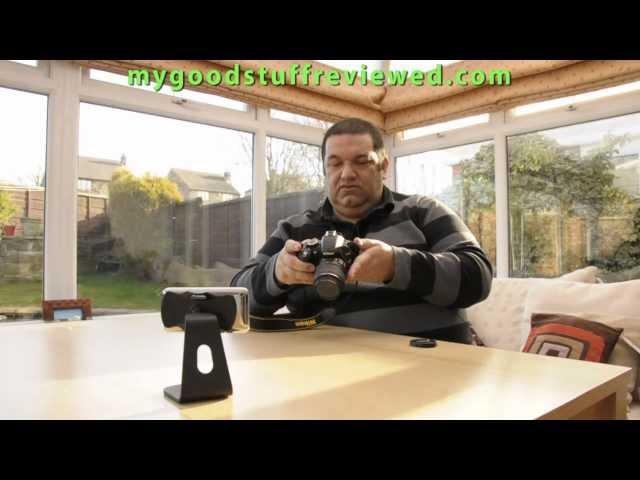 iPod / iPhone Support Stand Holder: Clingo Universal Podium Review