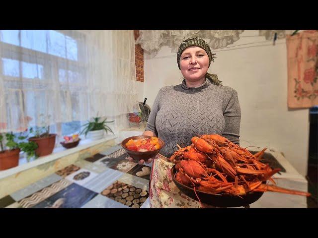 How a Woman Lives in a remote village in Ukraine! We catch and cook Crayfish