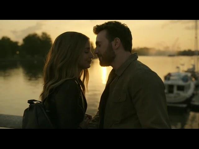 Ghosted kiss scene