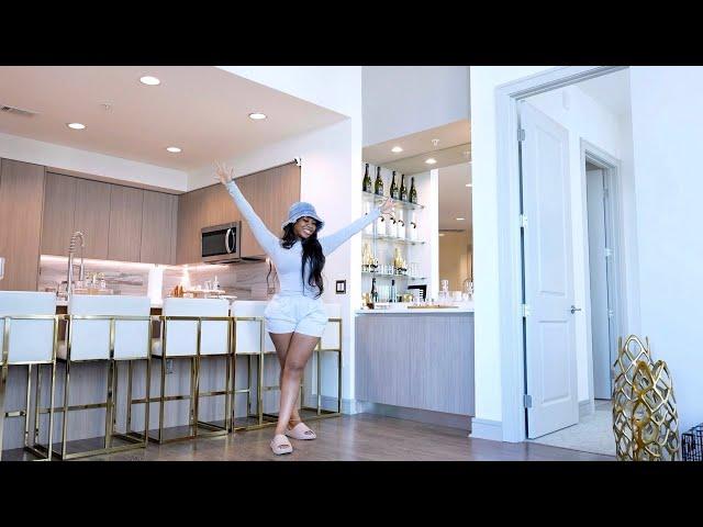 MY LUXURY 2 BR APARTMENT TOUR! HOUSTON, TX, Amazon Finds, Homary, & Decor DIY Tips