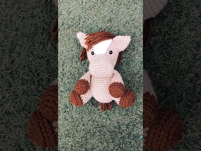 Horse handmade crochet doll amigurumi סוס בובה סרוגה בעבודת יד אמיגורומי  лошадь ручная работа