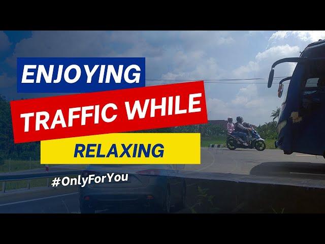 Enjoying Traffic While Relaxing – A Soothing Street Atmosphere 