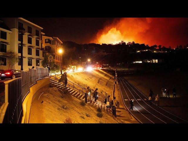 12/11/2024: A Wildfire Races through Malibu