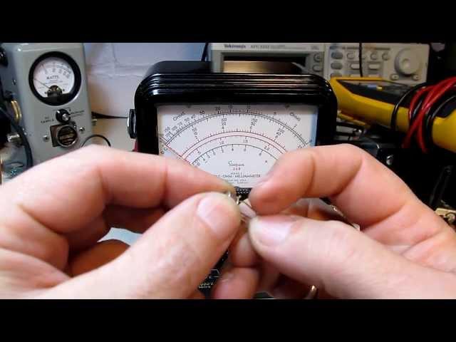 #131: How to test transistors - NPN and PNP bipolar junction transistors, BJTs