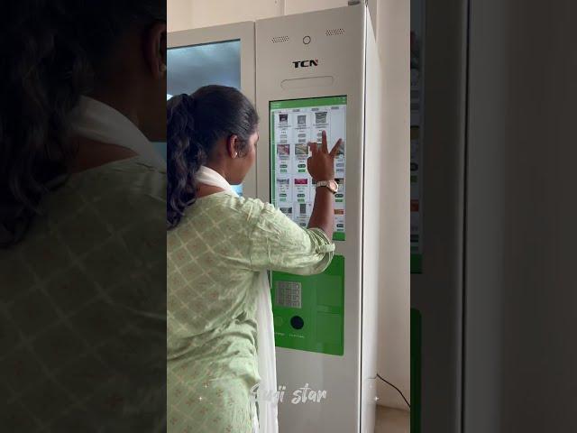 Saveetha Girls Hostel la  Vending Machine na 