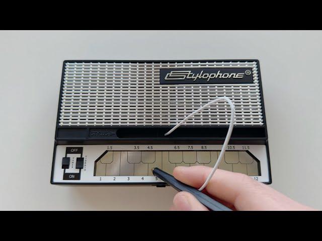 Playing RUSH E on Stylophone