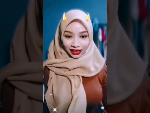 Cikya terus goyang Dada bro #viral #tiktokviral #tiktokvideo #bigo #jilbab