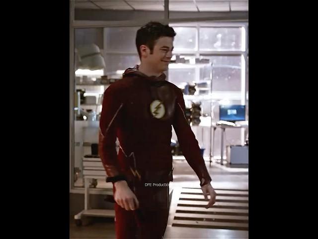 The Flash hints to their old show #theflash