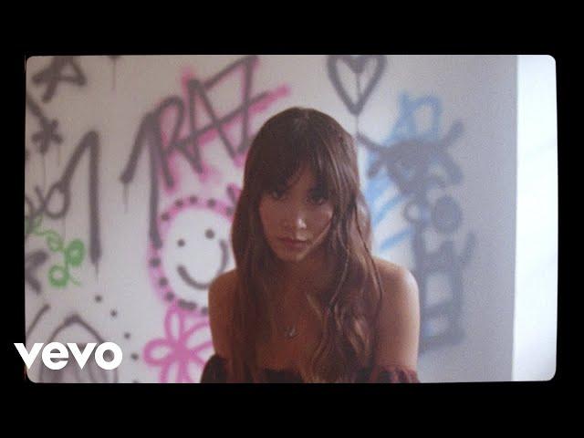 Aitana - 11 RAZONES (vídeo oficial)