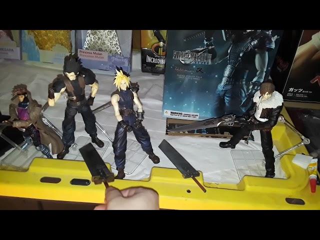 Final Fantasy 8 Squall Leonhart Play Arts Figure. In 2021