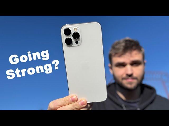 iPhone 12 Pro Max in 2025 - Day in the Life Review!