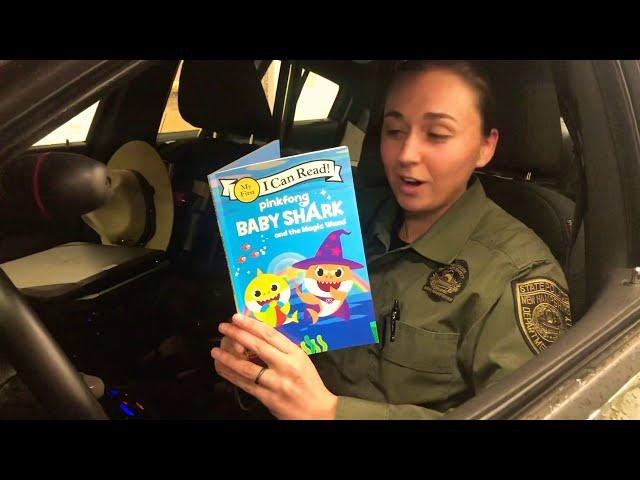 NHSP Trooper Stone reads Baby Shark and the Magic Wand