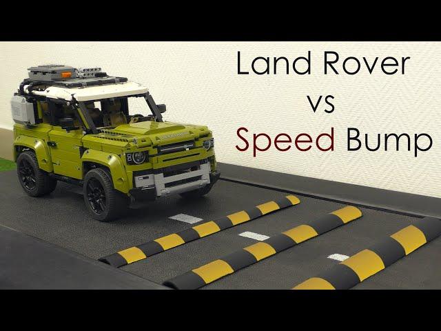 Land Rover Defender VS Massive Speed Bumps / Cars vs Treadmill Lego Technic CRASH 42110