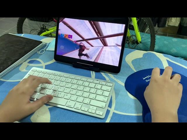 This is how I play Fortnite mobile on keyboard and mouse