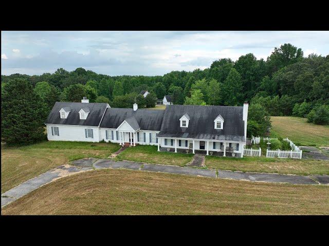 HUGE Abandoned $6.3 Million Time Capsule Family Compound! 1 Mansion & 3 Houses Left!