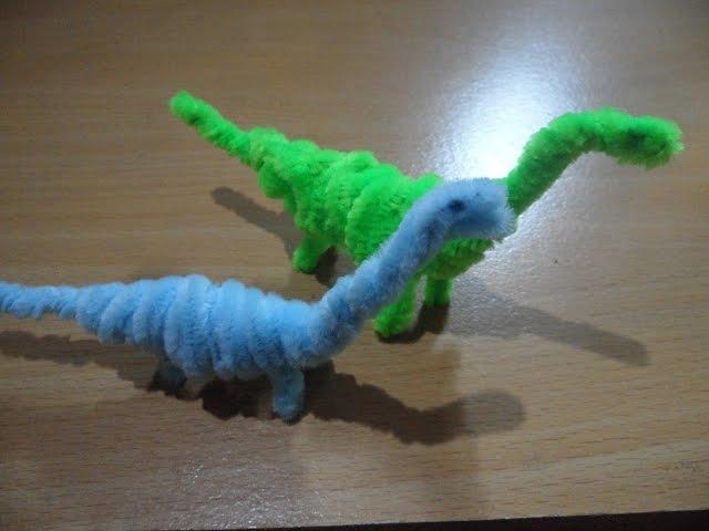 Pipe Cleaner Crafts - Dinosaur Brachiosaurus