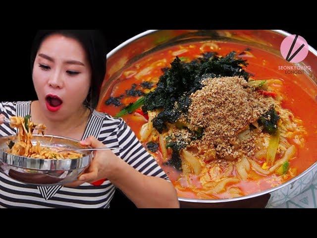 Korean Spicy Noodle Soup, Jang Kalguksu!!