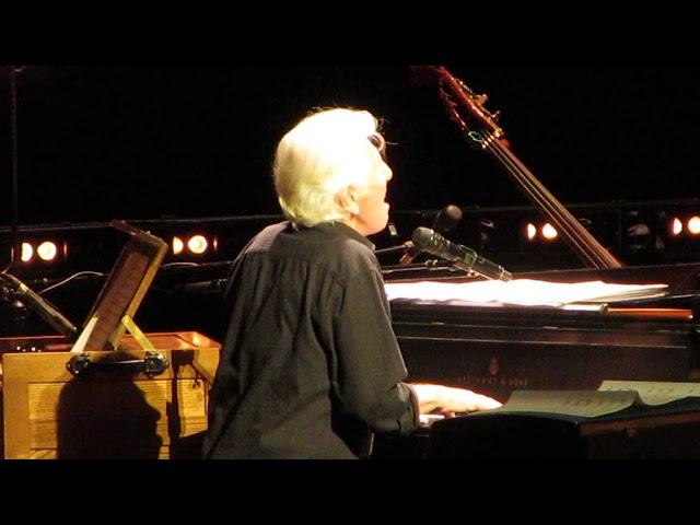 Graham Nash sings "Our House" at Joni Mitchell's 75th Birthday Celebration 11-7-18