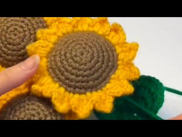 How to crochet a sun flower complete tutorial|sunflower part 1