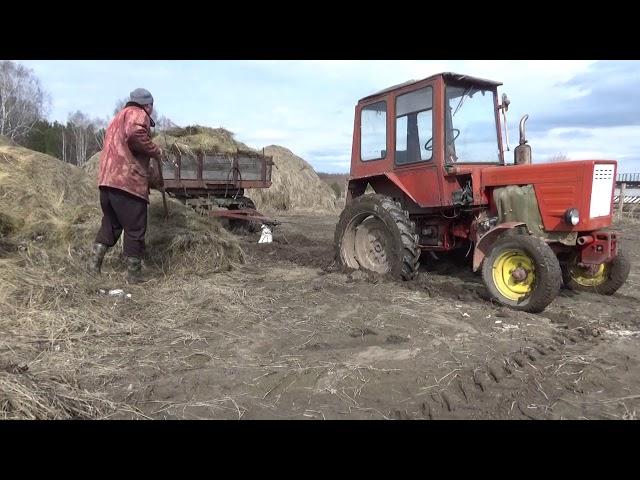 Деревенская бытовуха. Почти утопил трактор в огороде.