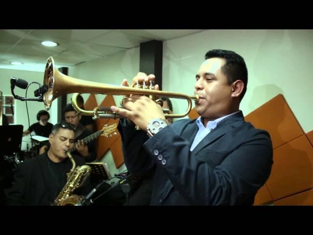 Fritz Moya - La Flor de la Canela (Cover Chabuca Granda)