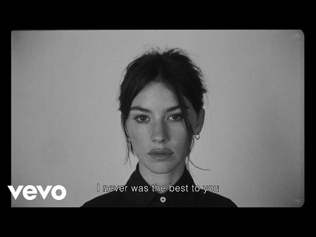 Gracie Abrams - Best (Official Lyric Video)