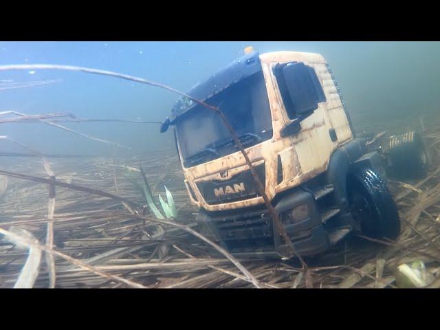 FOUND MAN truck underwater! ... They got it, restored it and remade it in 8x6. RC off-road