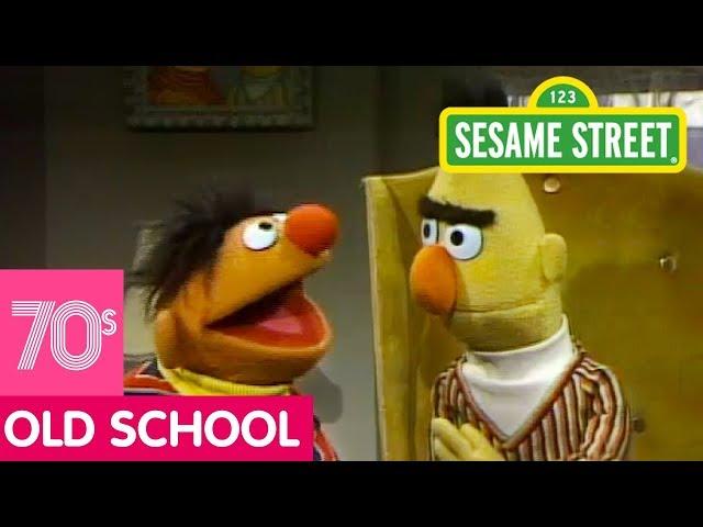 Sesame Street: Bert and Ernie's Pretending Game