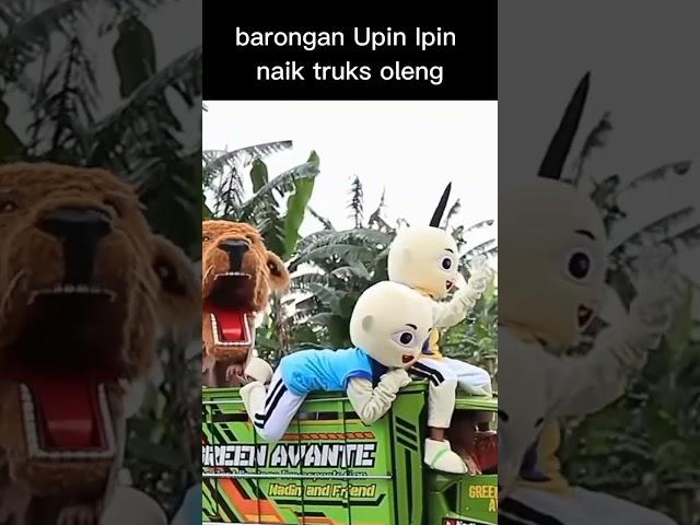 barongan Upin Ipin naik truk oleng#shorts