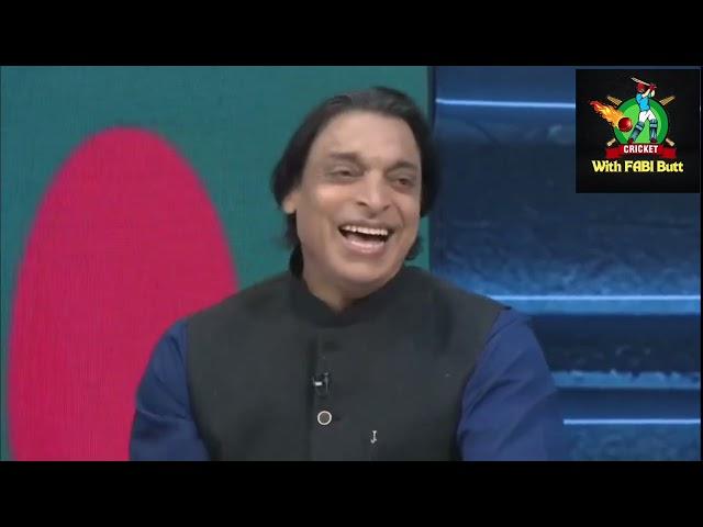 M. Hafeez & Shoaib Akhtar angry on Aqib Javed conference | Shoaib Akhtar wants surgery ok Pak team