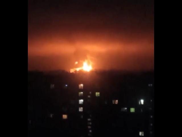 Explosions in Kharkov, Ukraine after a night shelling