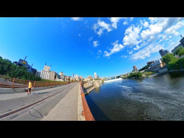 Minneapolis in 360: Morning on the Stone Arch Bridge